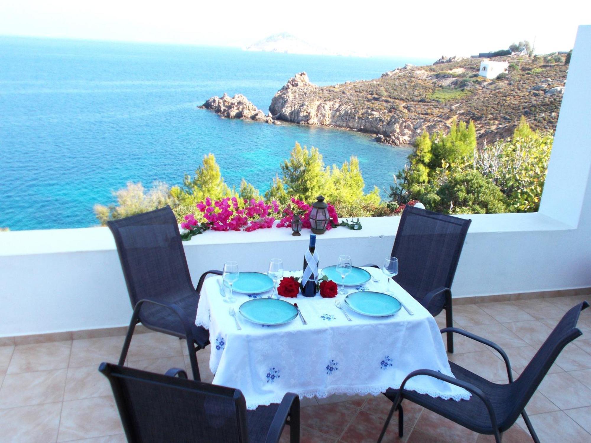 Patmos Garden Sea Apartment Grikos Bay  Exterior photo