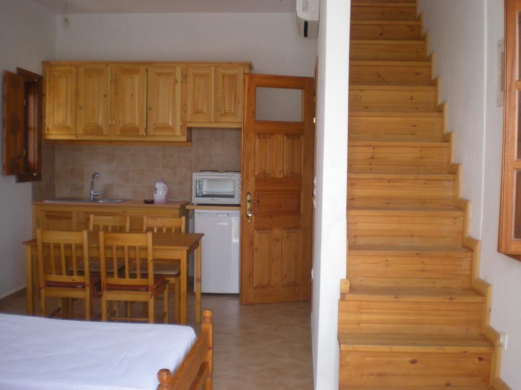 Patmos Garden Sea Apartment Grikos Bay  Exterior photo